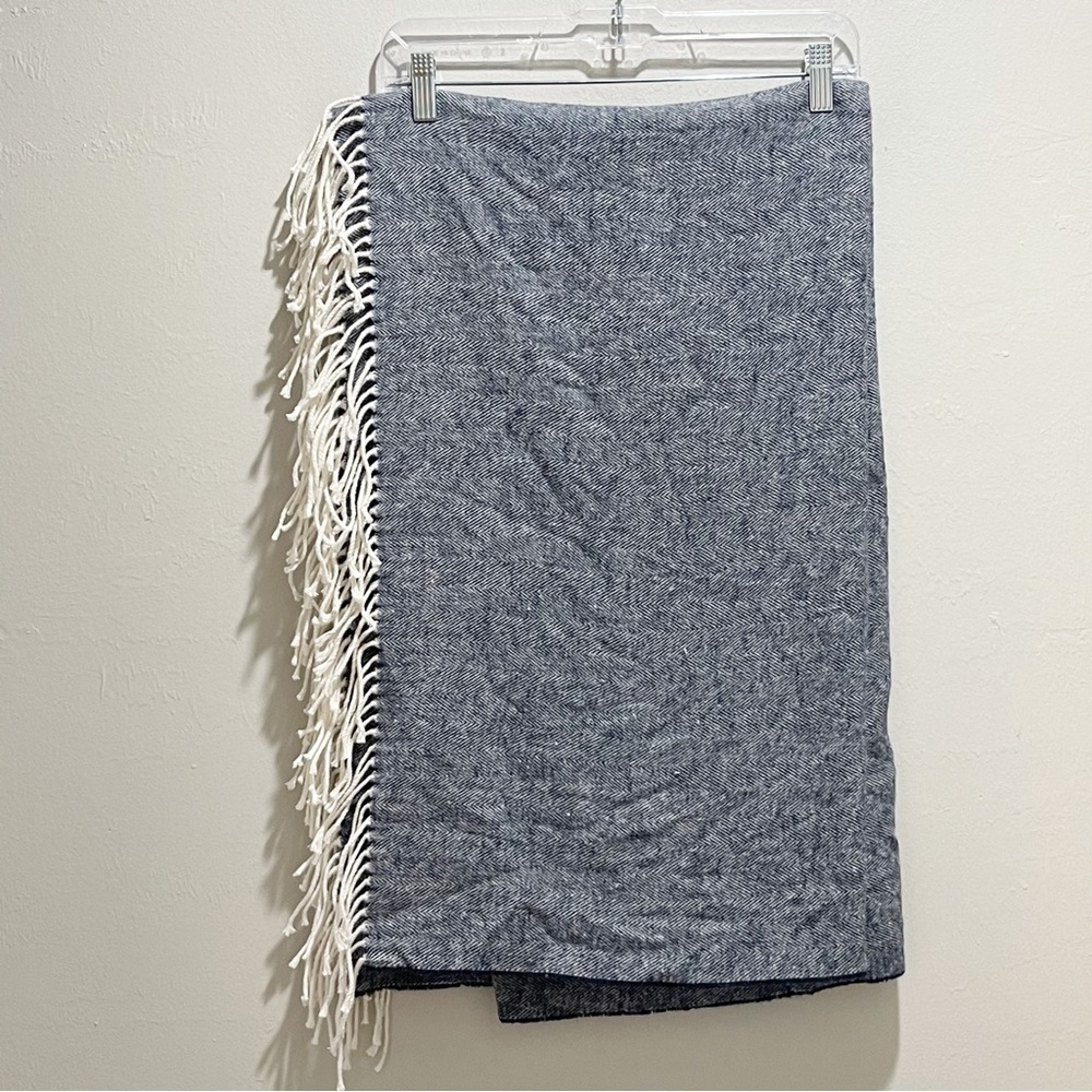 FABBRICA ARTIGIANA Blue Herringbone Navy Blue Fringed Blanket ITALY 54” X 62”